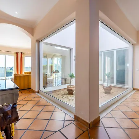 Casa Gribouille * ساغريش